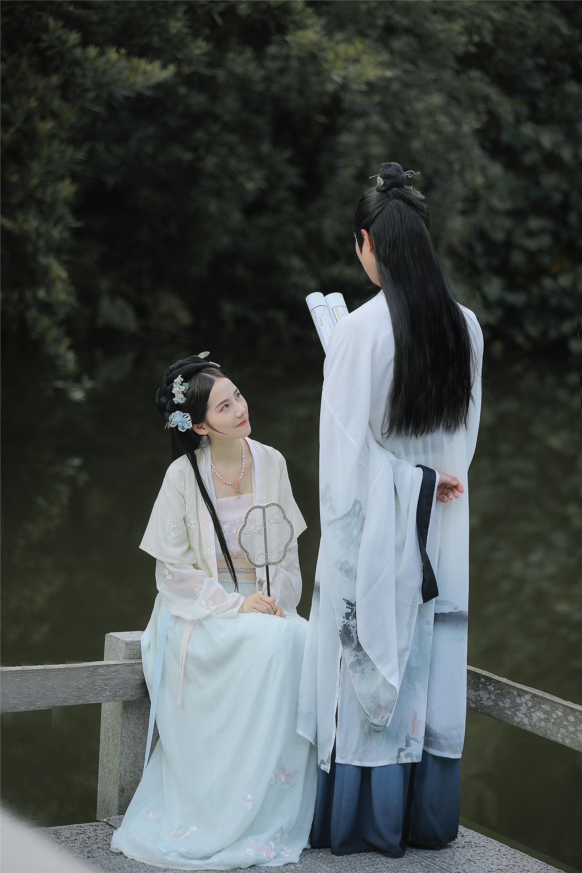 YITUYU艺图语 2021.09.02 花月下 小星